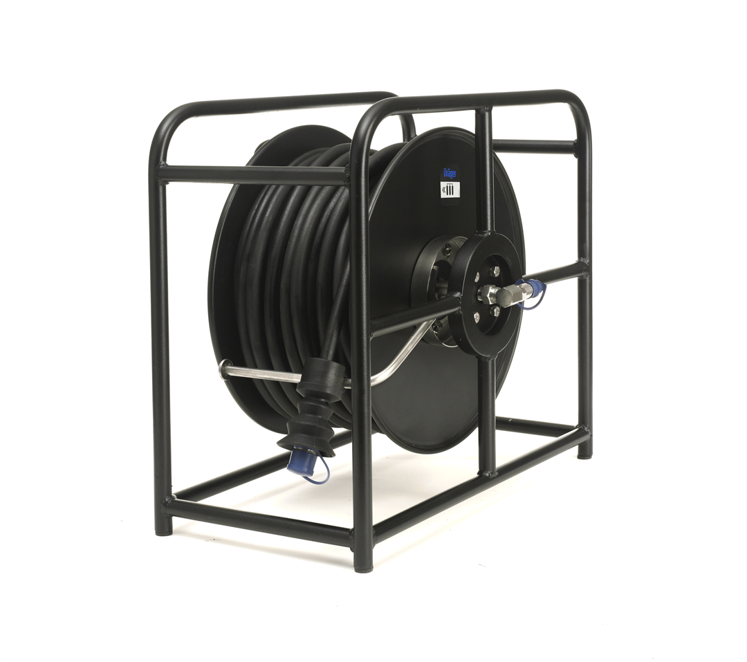 Stand-alone hose drum